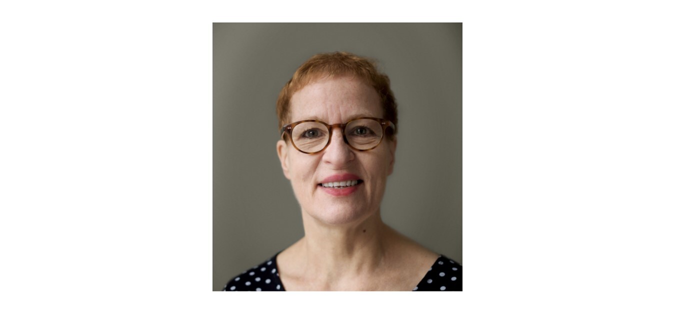 Dr Caroline Finill